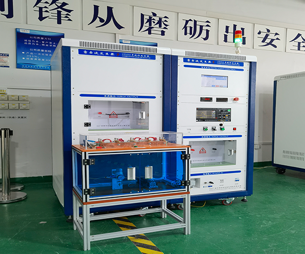 10/700μs（10kV）組合波發(fā)生器